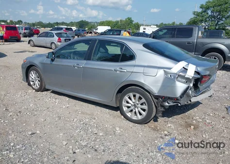 2018 Toyota Camry Le from USA, damaged, VIN 4T1B11HK0JU671529
